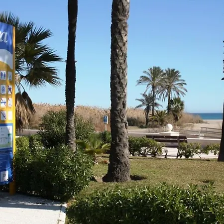 Sunny Coastal 1 Bed - Vera Coast: 2mins To Apartment *