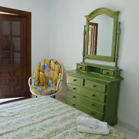 Apartment Sunny Coastal 1 Bed - Vera Coast: 2mins To *