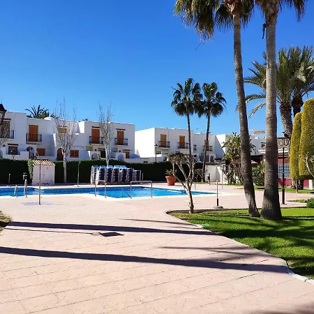Sunny Coastal 1 Bed - Vera Coast: 2mins To Apartment *